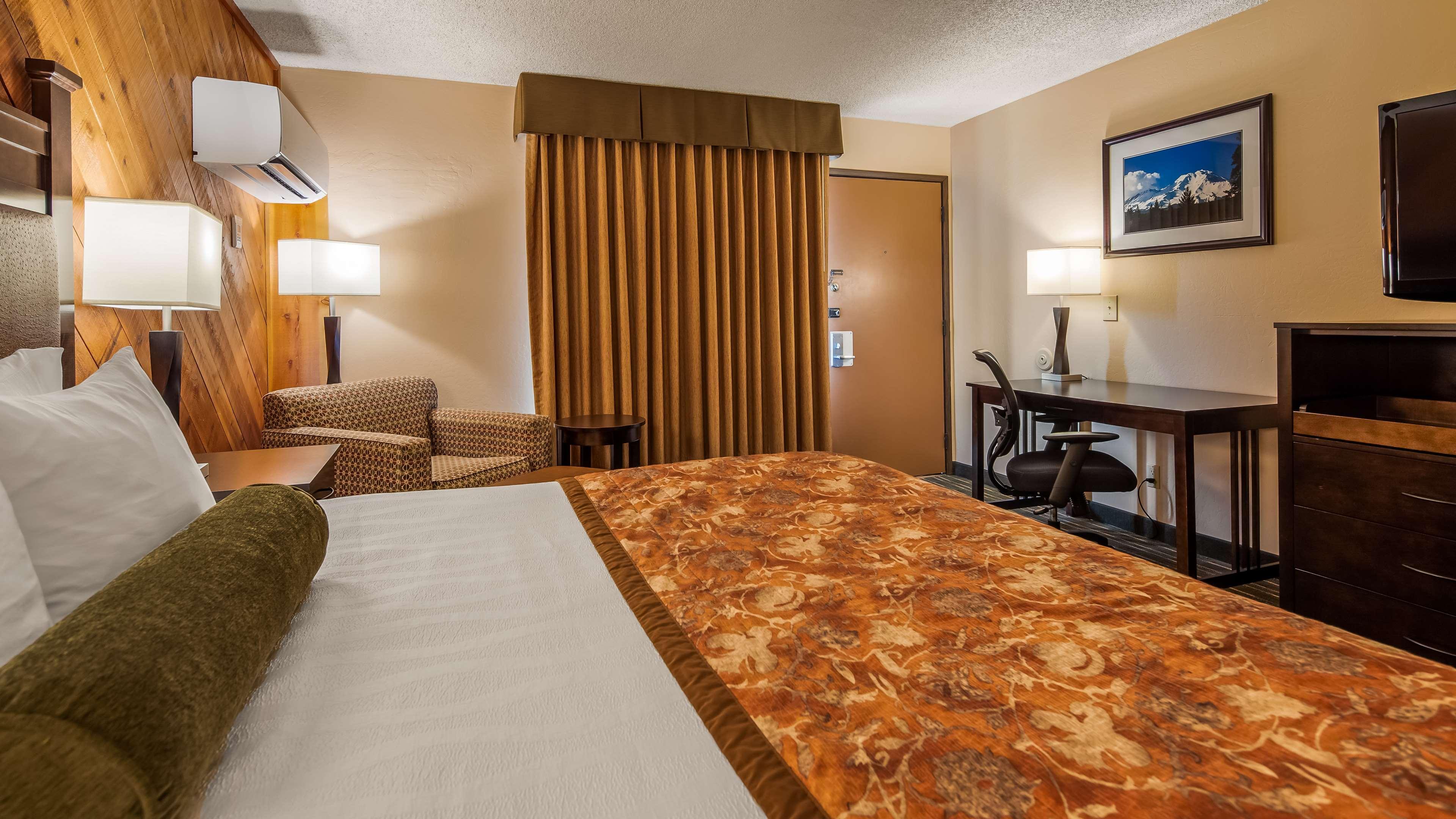 Western Tree House Hotel Mount Shasta