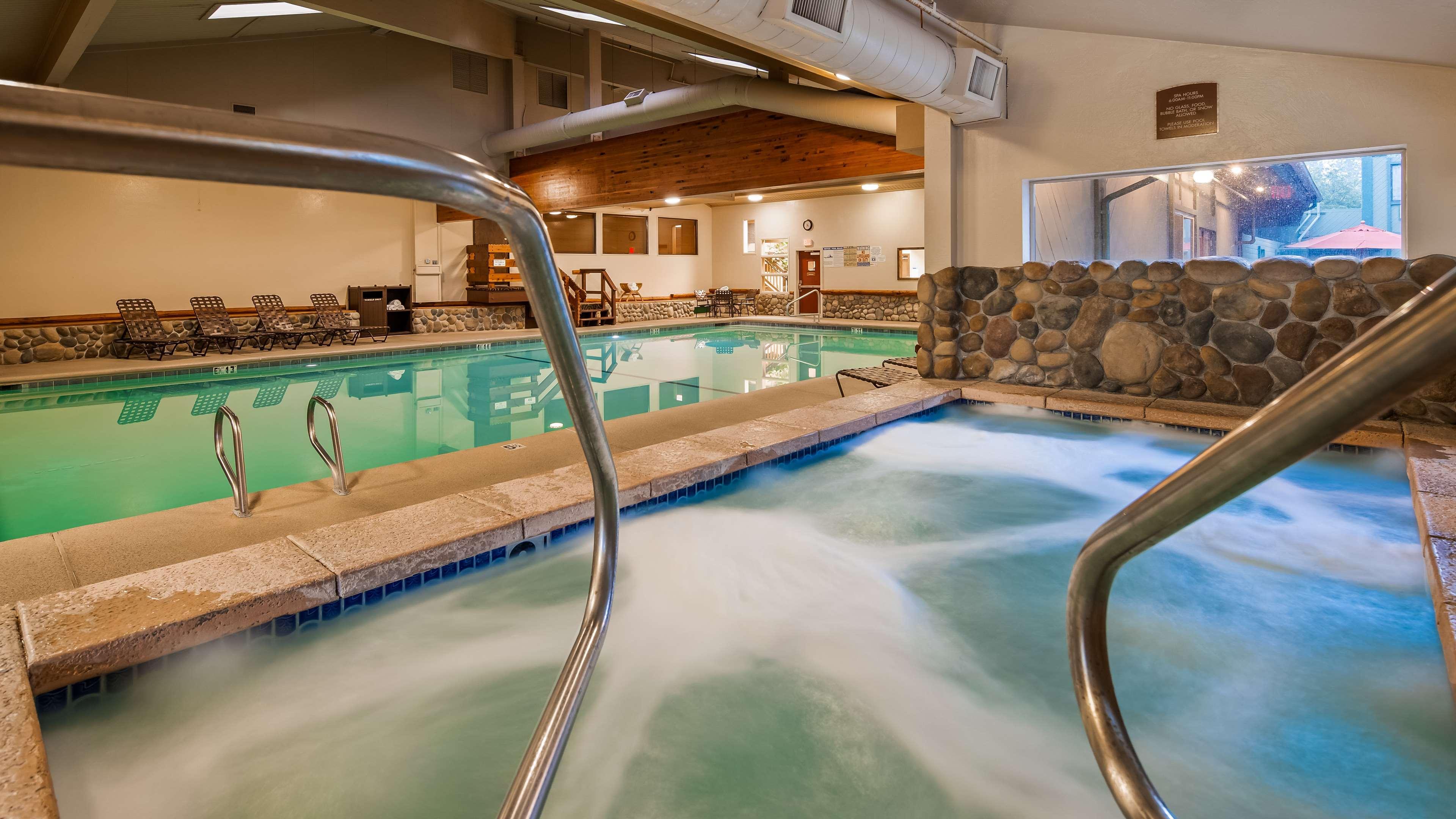 Hotel Western Tree House 4*