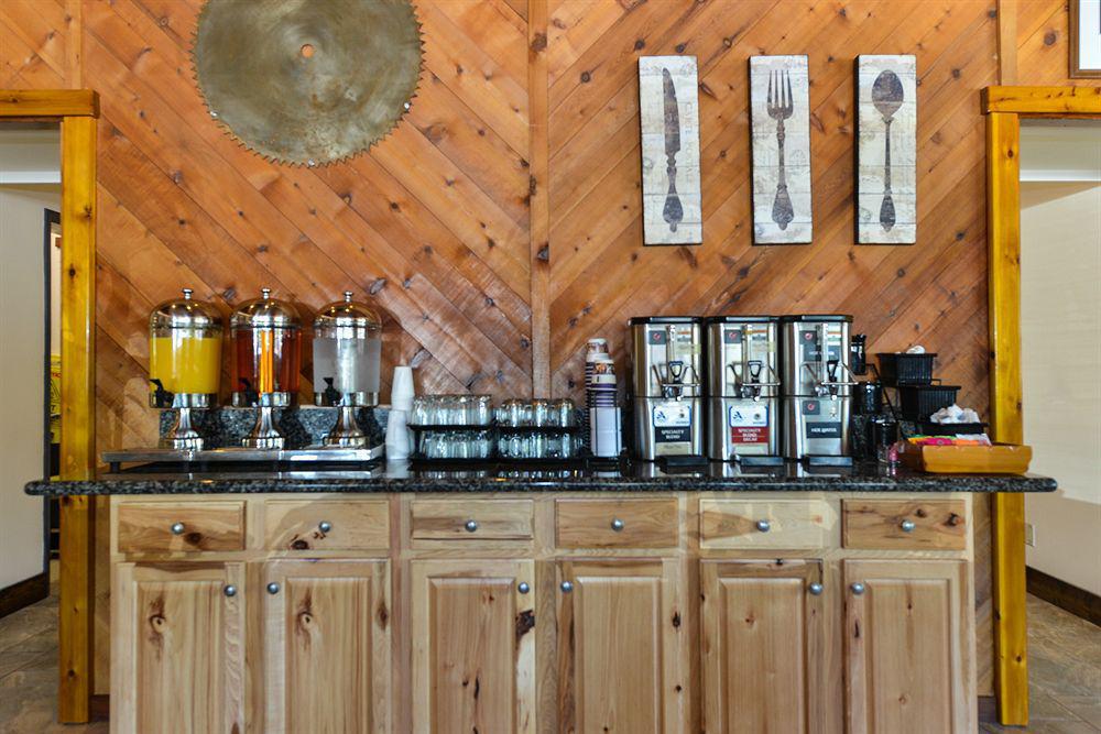 Best Western Plus Tree House Hotel